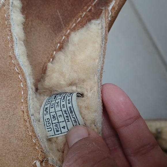 UGG SANDALS - Picture 7 of 7